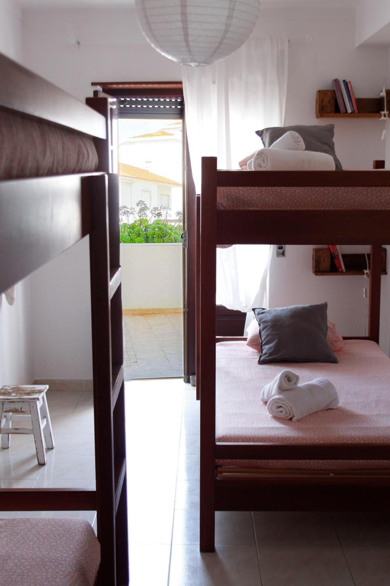 Boa Onda Guesthouse Atouguia Da Baleia Zimmer foto
